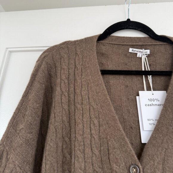 NWT Reformation Giusta Cardigan Sweater Dachshund Brown Cable Knit Cashmere - Picture 7 of 9